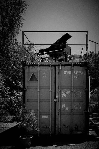 Piano on Container